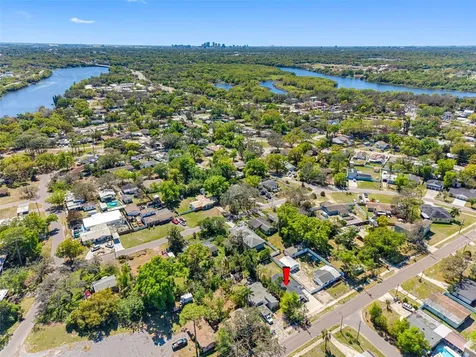 4317 E Regnas Avenue Tampa FL 33617
