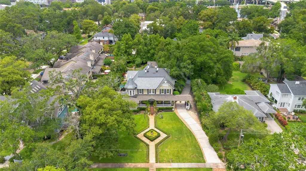 614 Lake Avenue Orlando FL 32801
