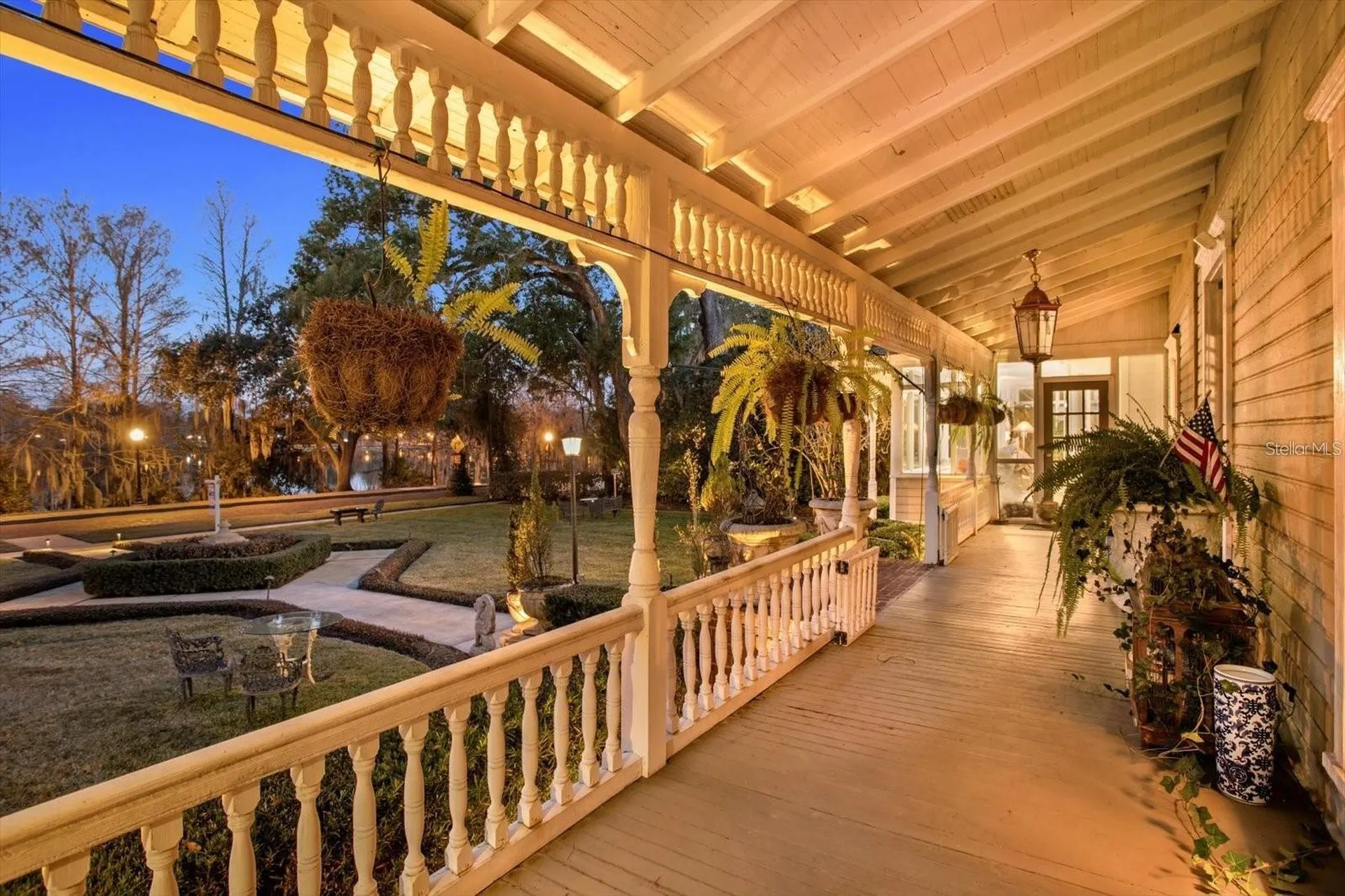 614 Lake Avenue Orlando FL 32801