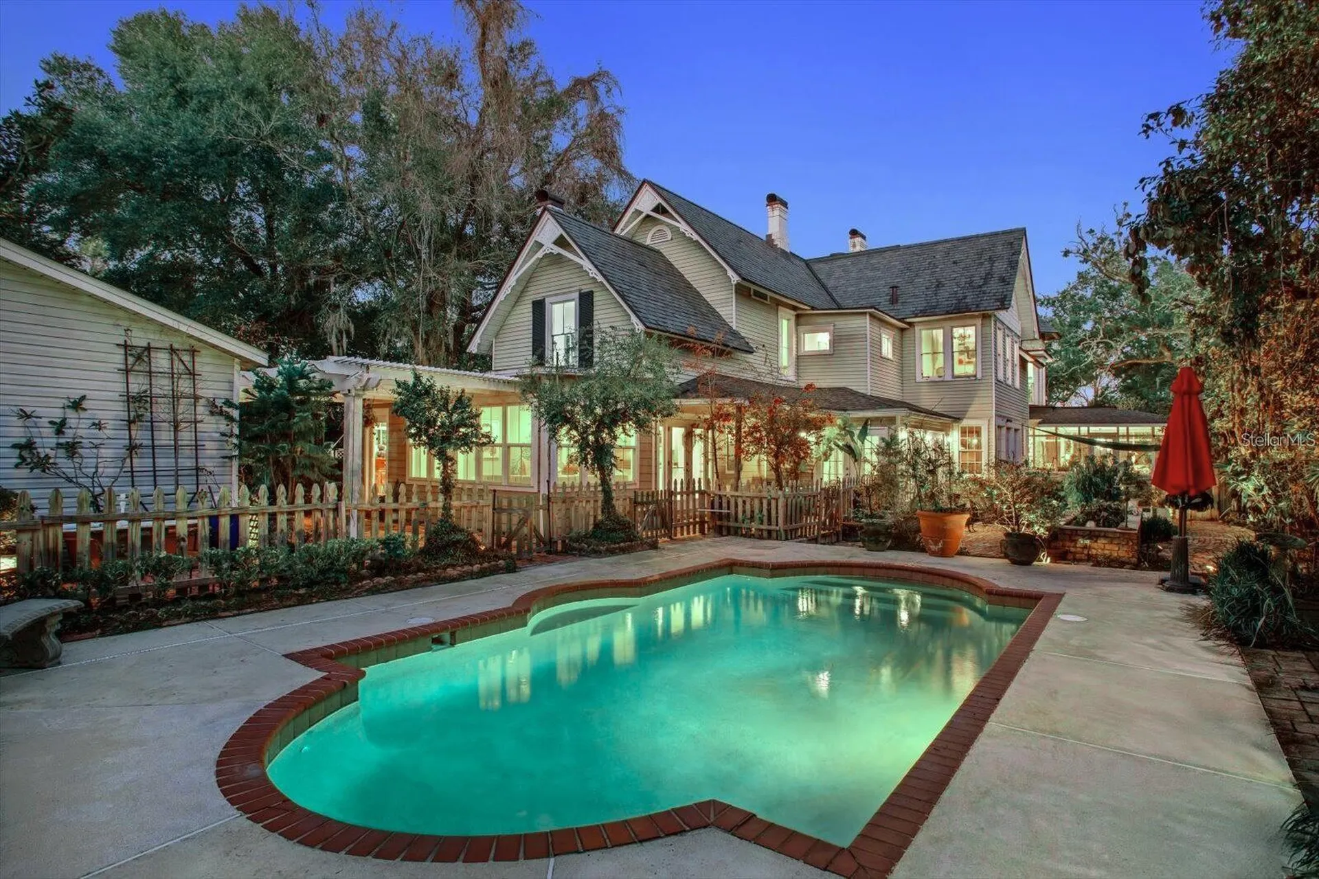 614 Lake Avenue Orlando FL 32801