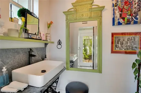 614 Lake Avenue Orlando FL 32801