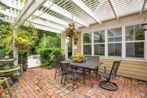 614 Lake Avenue Orlando FL 32801