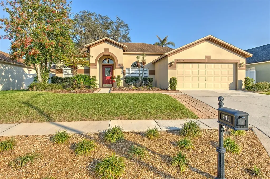 4719 Portobello Circle Valrico FL 33596