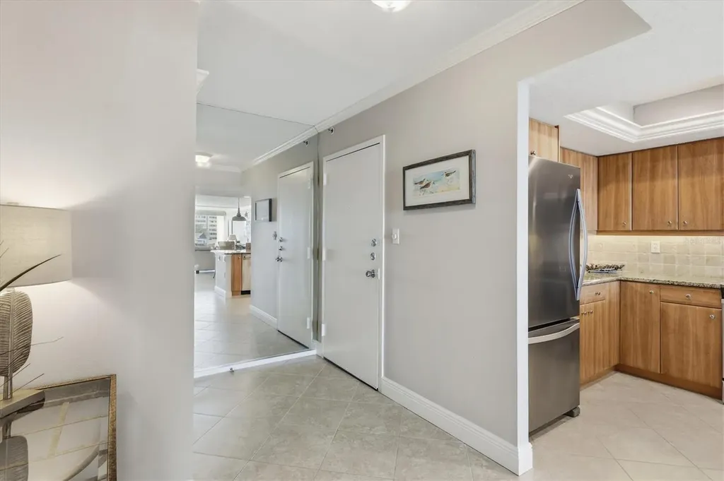 1200 E Peppertree Lane Sarasota FL 34242
