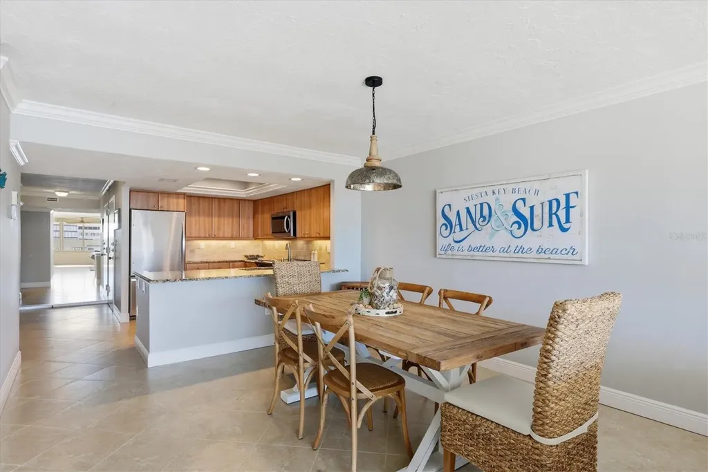 1200 E Peppertree Lane Sarasota FL 34242