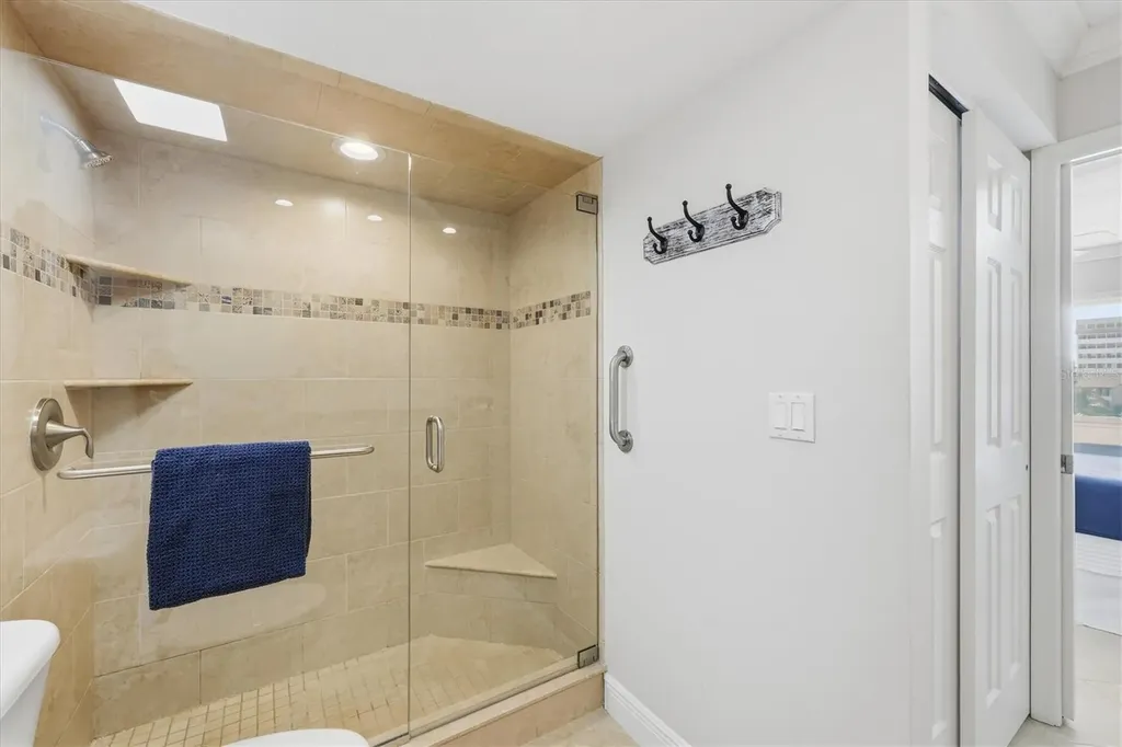 1200 E Peppertree Lane Sarasota FL 34242