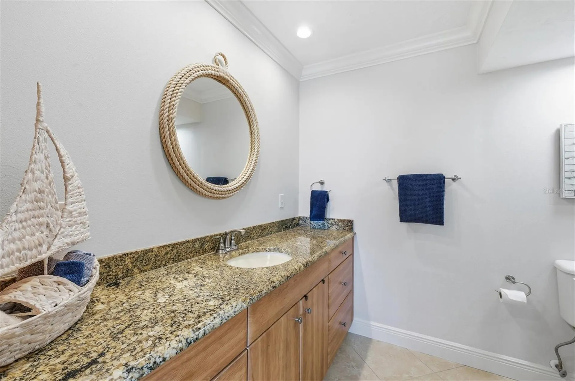 1200 E Peppertree Lane Sarasota FL 34242