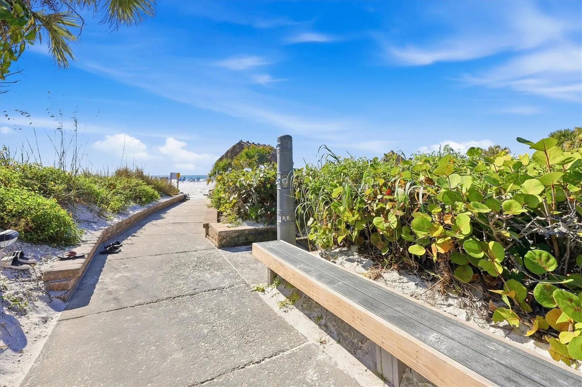 1200 E Peppertree Lane Sarasota FL 34242