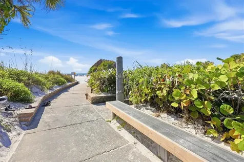 1200 E Peppertree Lane Sarasota FL 34242