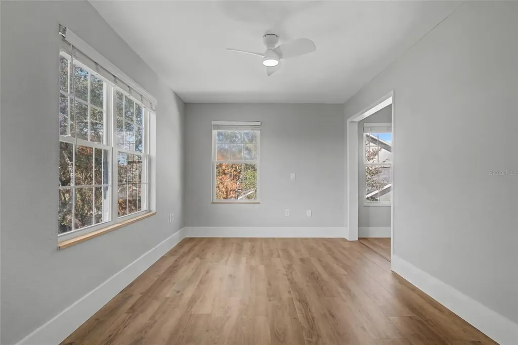11462 Commercial Street Orlando FL 32836