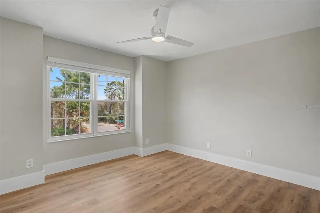 11462 Commercial Street Orlando FL 32836