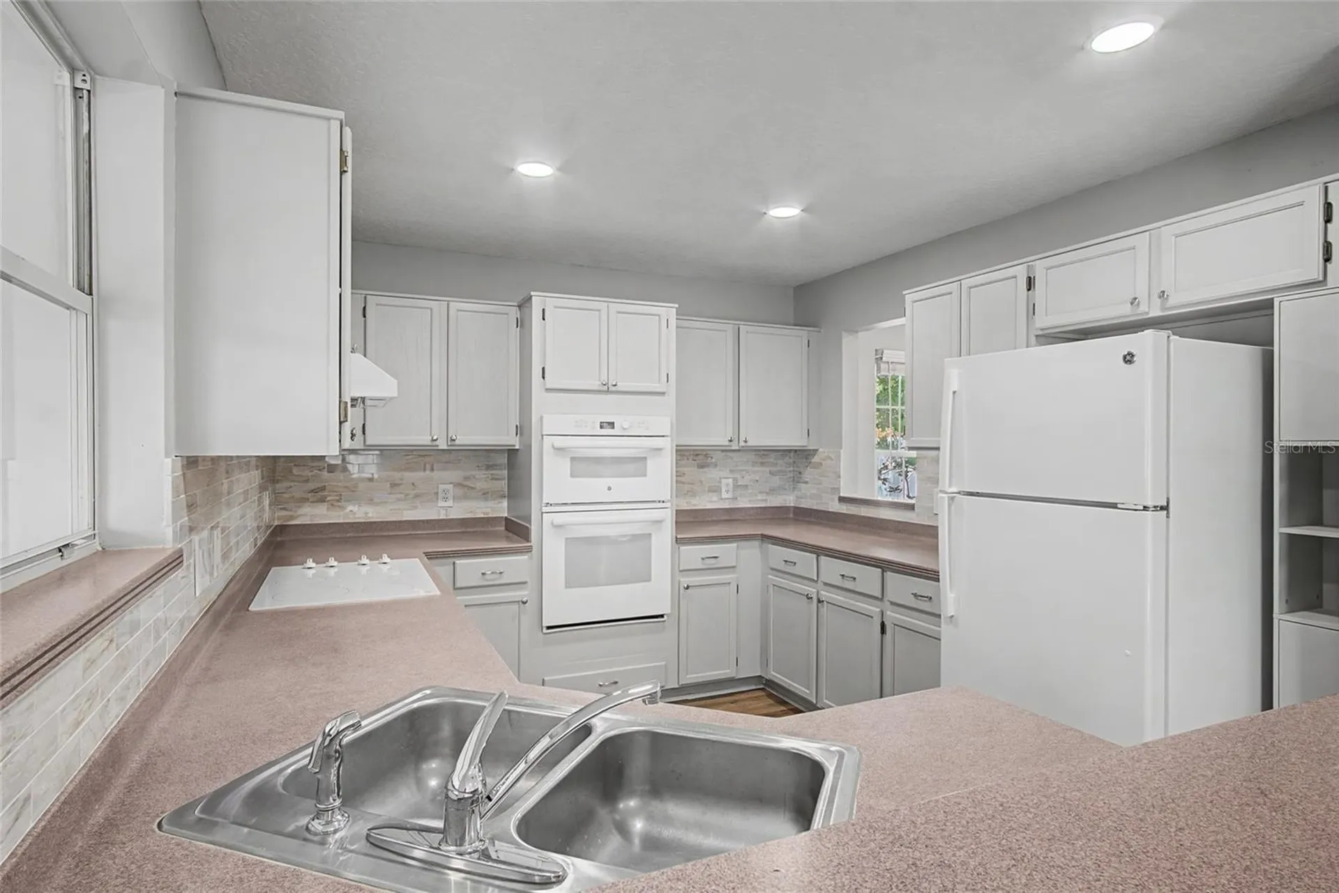11462 Commercial Street Orlando FL 32836