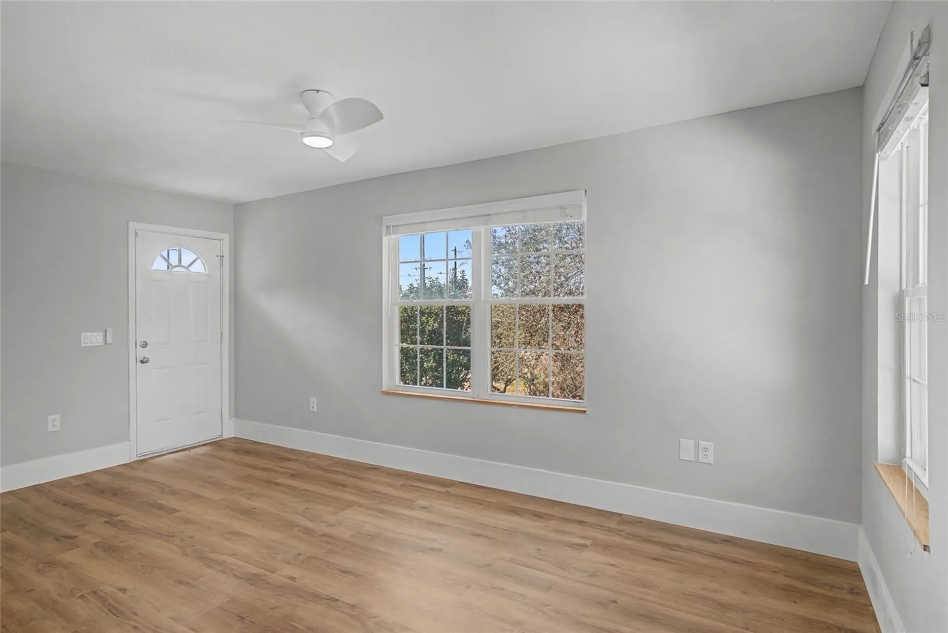 11462 Commercial Street Orlando FL 32836