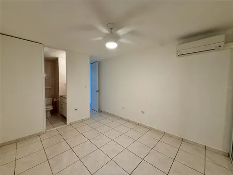 5870 Ave. José M. Tartak Carolina PR 00979