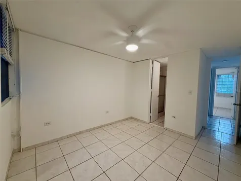 5870 Ave. José M. Tartak Carolina PR 00979