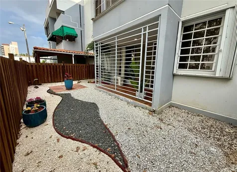 5870 Ave. José M. Tartak Carolina PR 00979