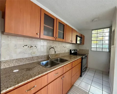 5870 Ave. José M. Tartak Carolina PR 00979