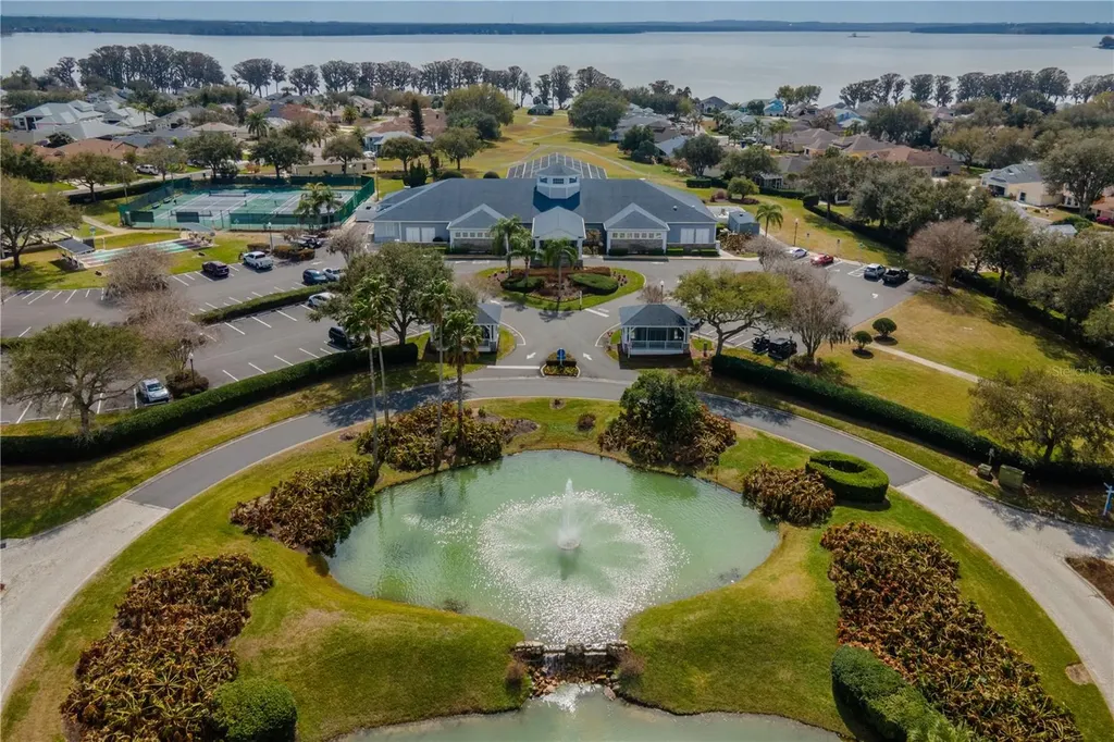 6210 Sailboat Avenue Tavares FL 32778