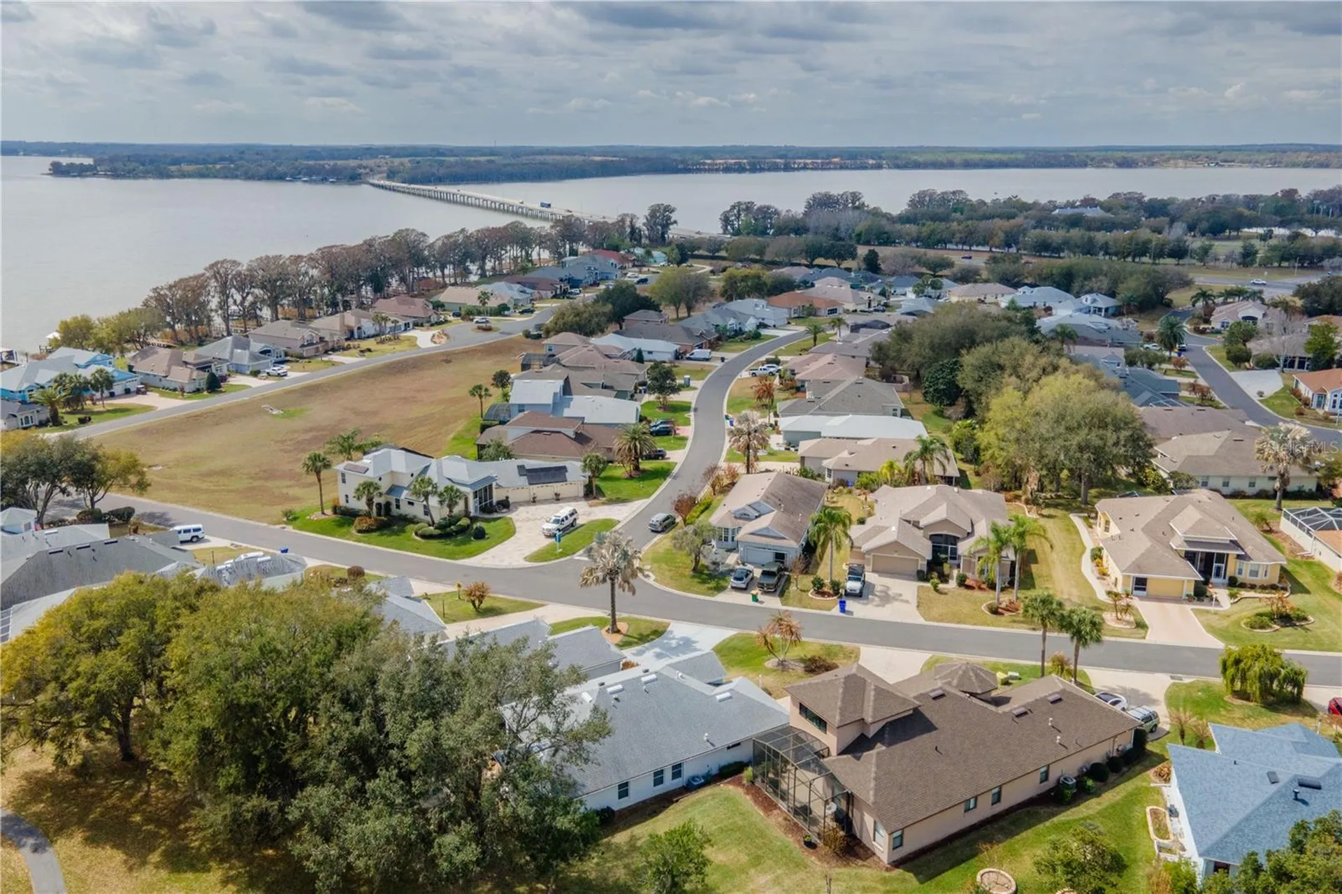 6210 Sailboat Avenue Tavares FL 32778