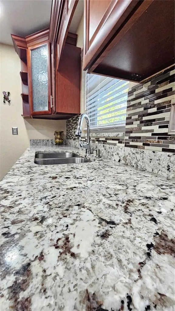 2301 E Colby Lane Tampa FL 33612