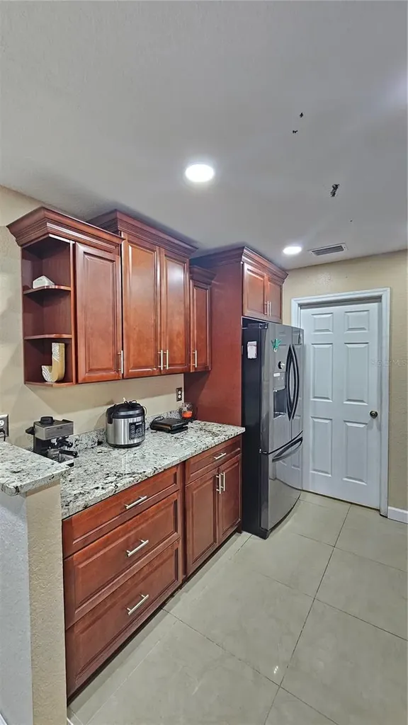 2301 E Colby Lane Tampa FL 33612