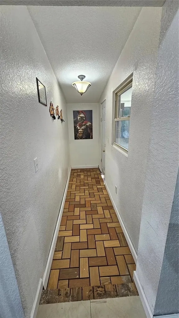 2301 E Colby Lane Tampa FL 33612