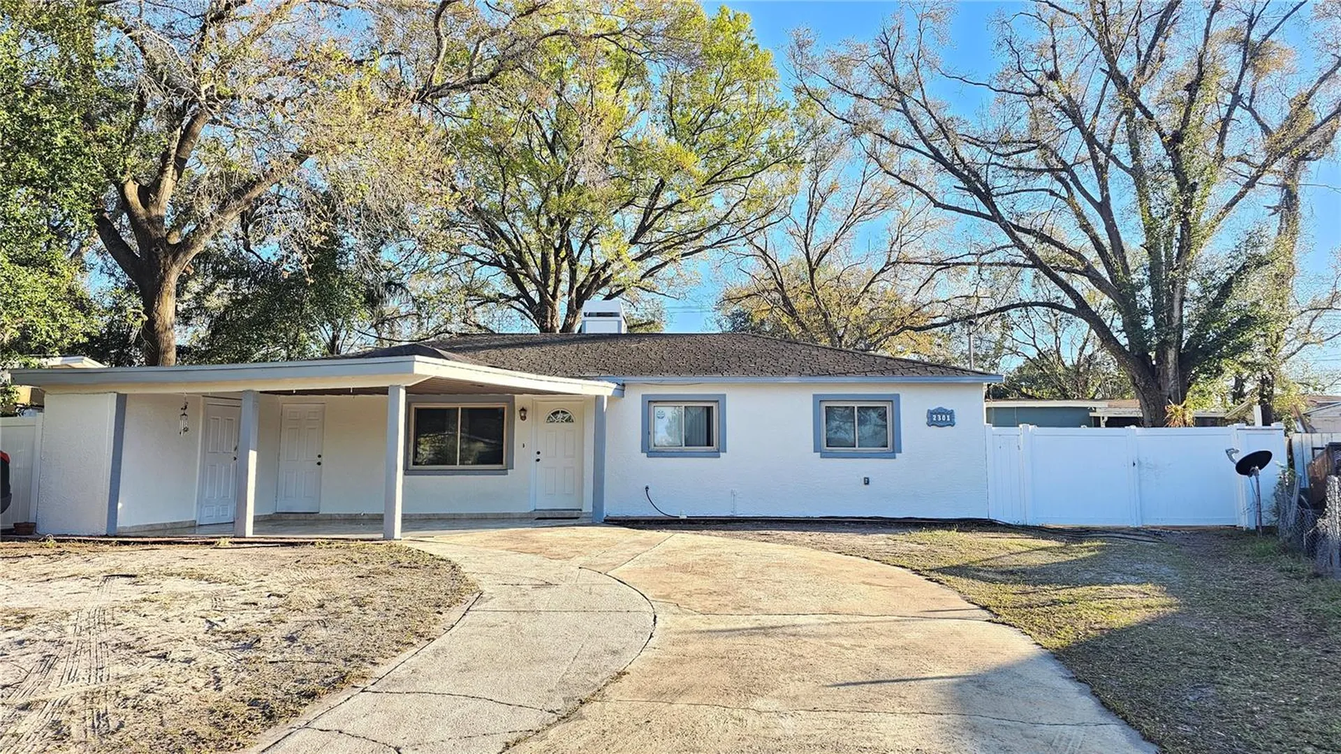 2301 E Colby Lane Tampa FL 33612