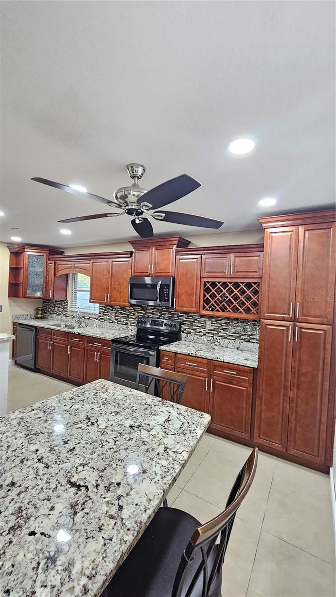 2301 E Colby Lane Tampa FL 33612