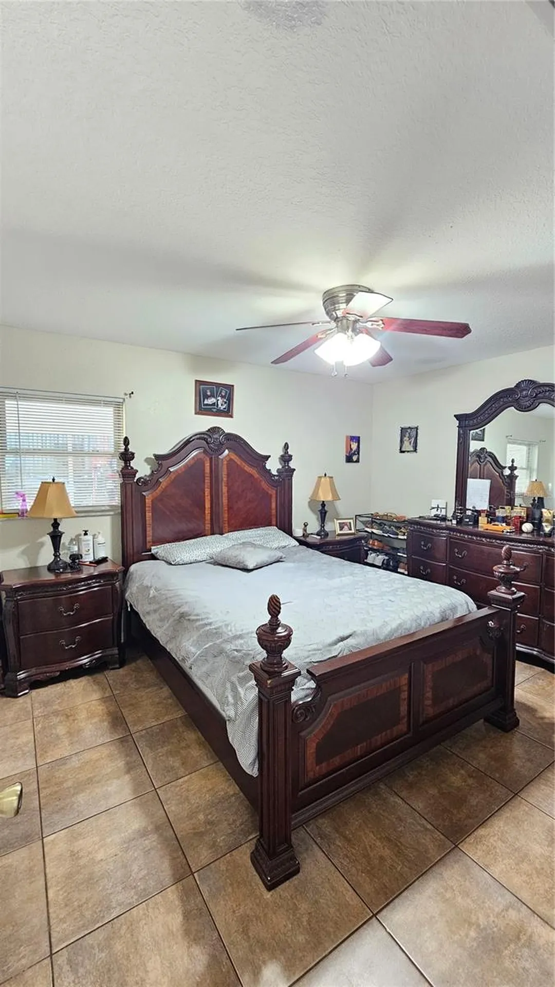 2301 E Colby Lane Tampa FL 33612