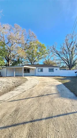 2301 E Colby Lane Tampa FL 33612