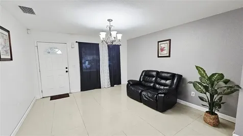 2301 E Colby Lane Tampa FL 33612