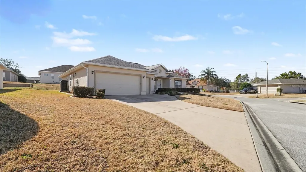 11092 SE 174th Loop Summerfield FL 34491