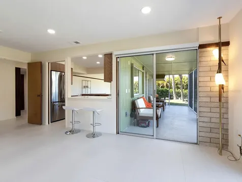 5669 America Drive Sarasota FL 34231