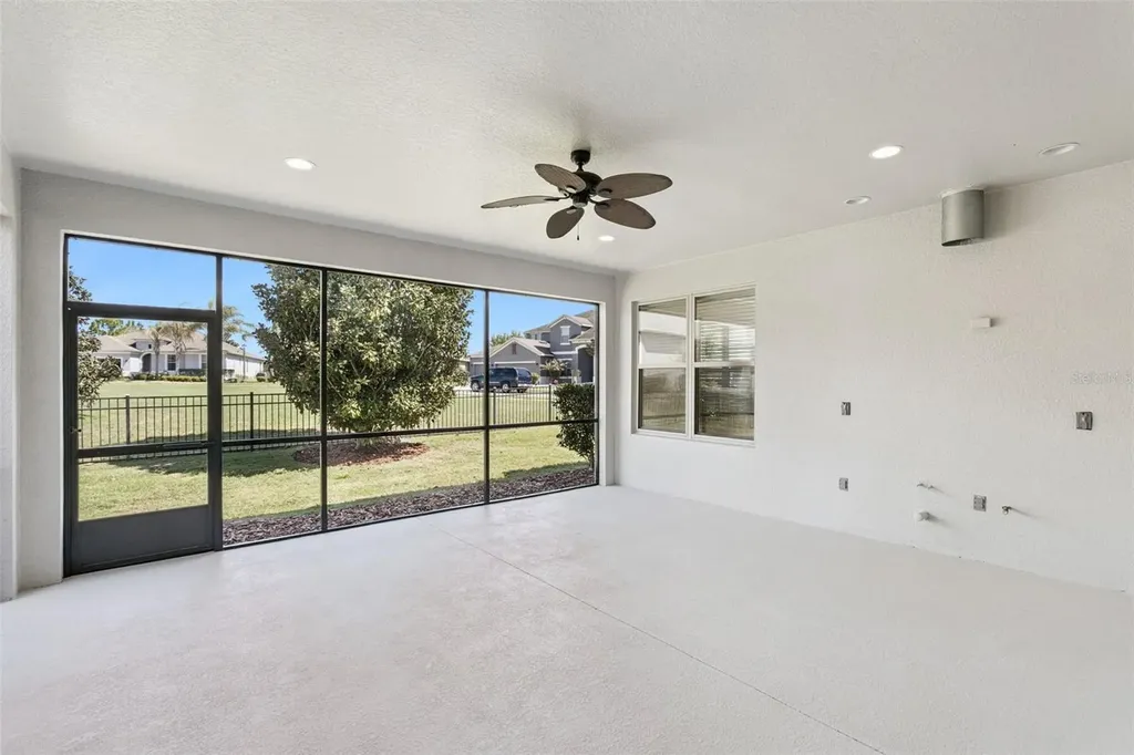 553 Autumn Ash Drive Clermont FL 34715