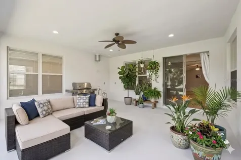 553 Autumn Ash Drive Clermont FL 34715