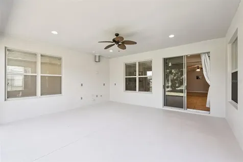 553 Autumn Ash Drive Clermont FL 34715