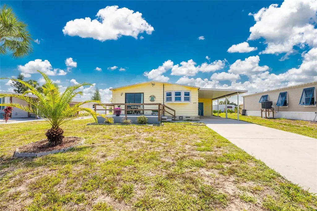 6276 Oriole Boulevard Englewood FL 34224