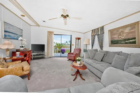 6276 Oriole Boulevard Englewood FL 34224