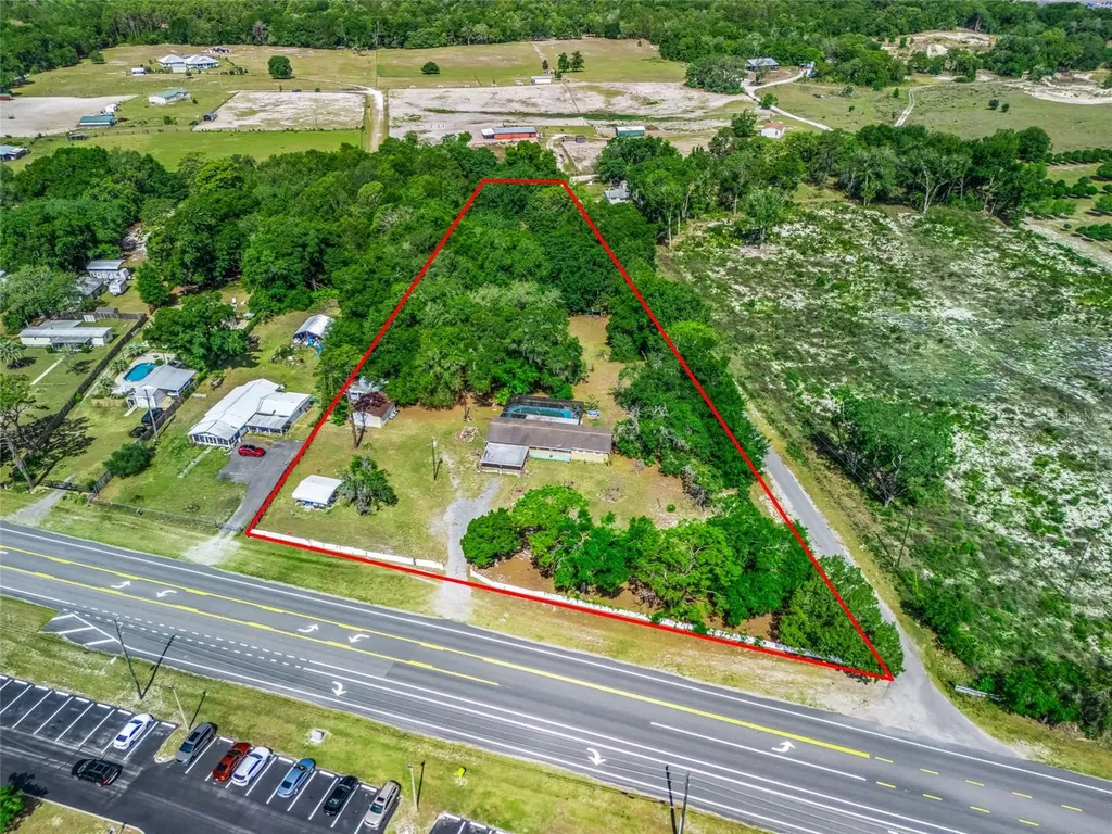 1386 S Us Highway 301 Sumterville FL 33585