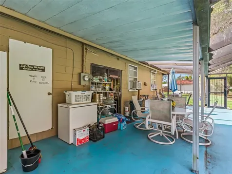 1386 S Us Highway 301 Sumterville FL 33585