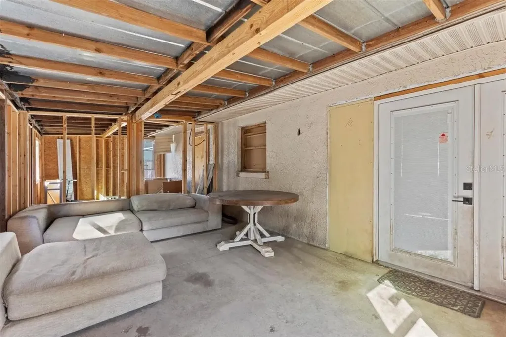 980 Thelma Avenue Orange City FL 32763