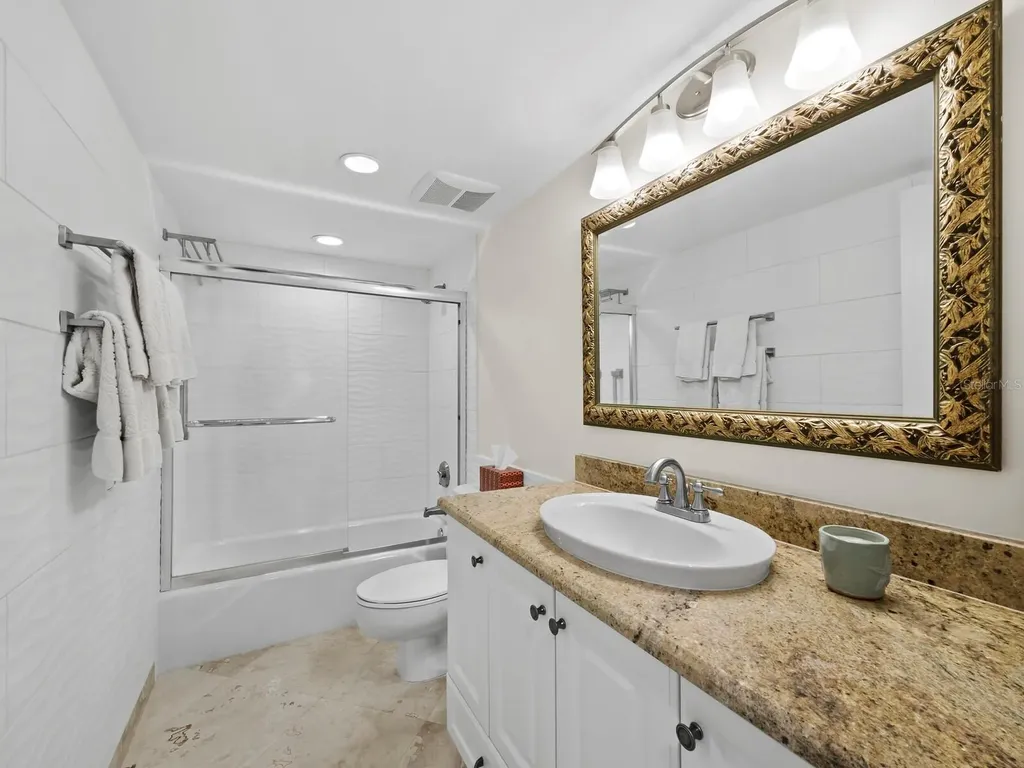 2055 Gulf Of Mexico Drive Longboat Key FL 34228