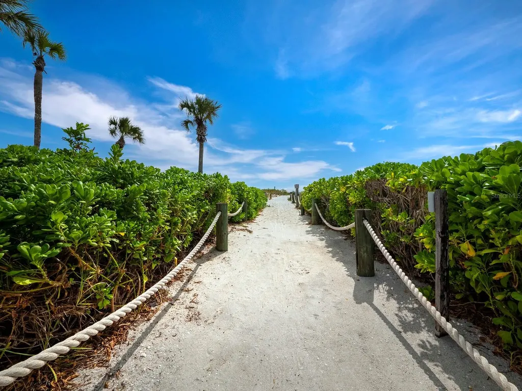 2055 Gulf Of Mexico Drive Longboat Key FL 34228