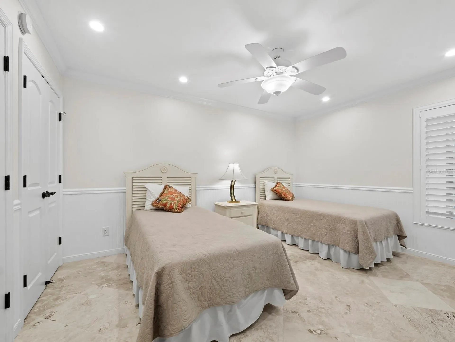2055 Gulf Of Mexico Drive Longboat Key FL 34228