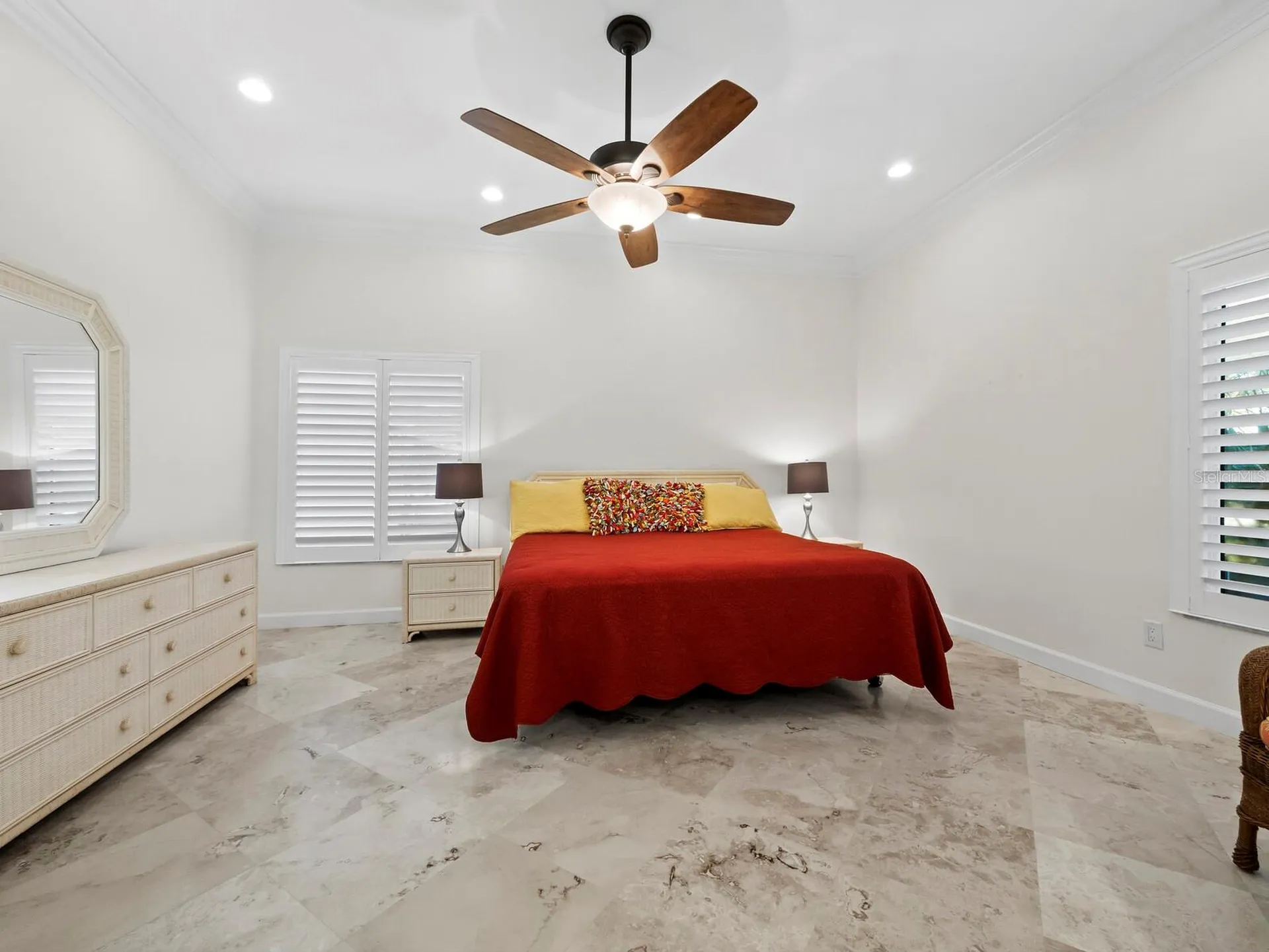 2055 Gulf Of Mexico Drive Longboat Key FL 34228