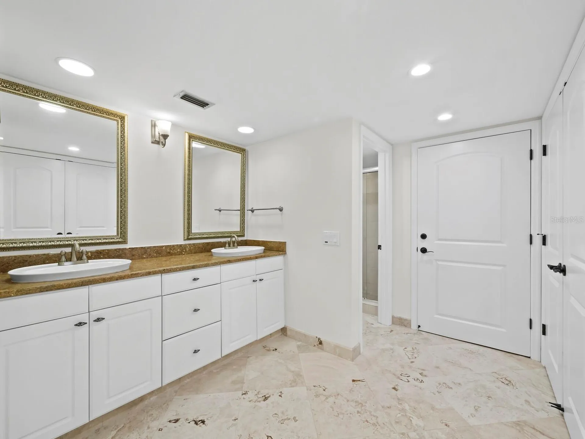2055 Gulf Of Mexico Drive Longboat Key FL 34228