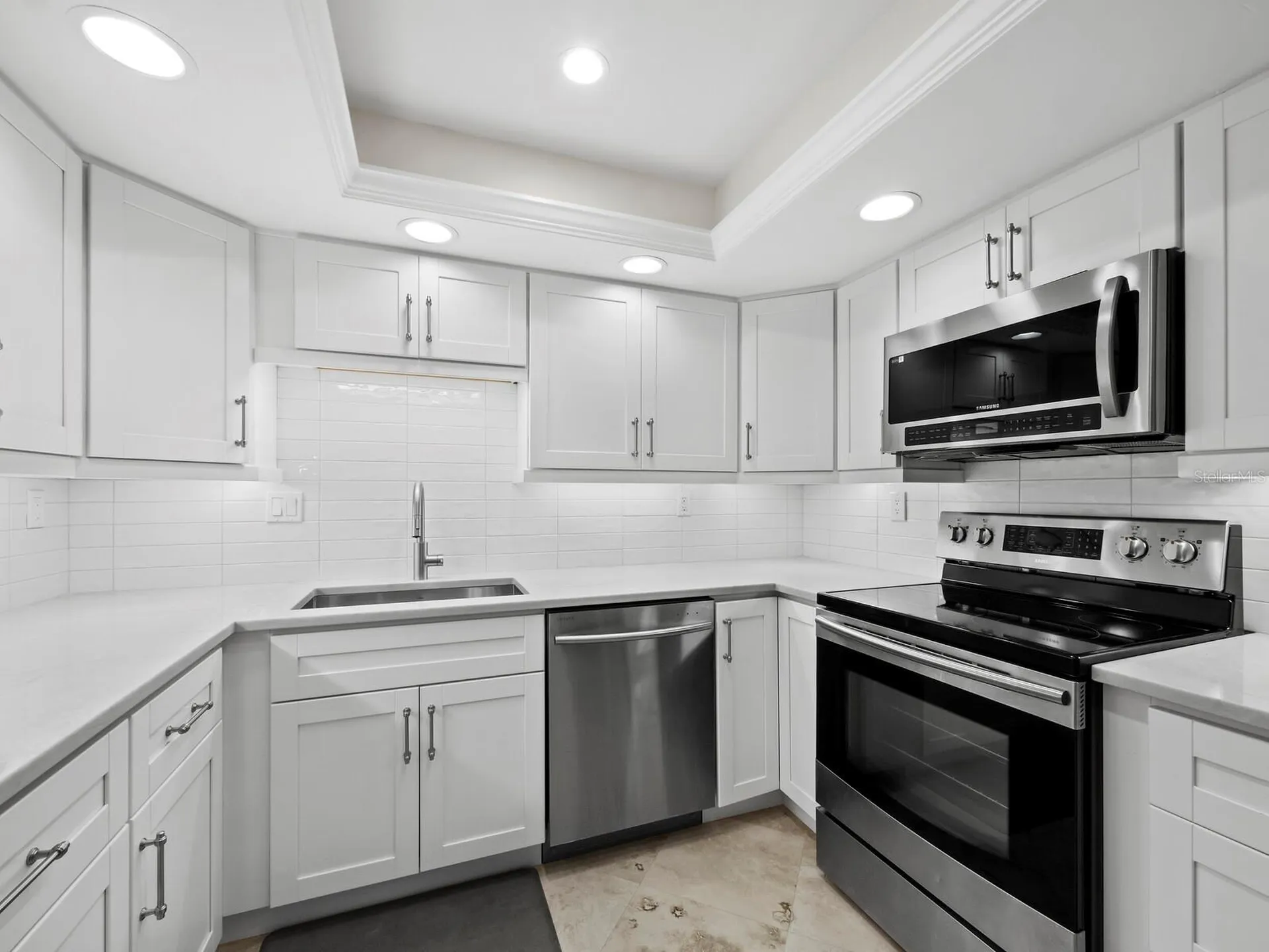 2055 Gulf Of Mexico Drive Longboat Key FL 34228