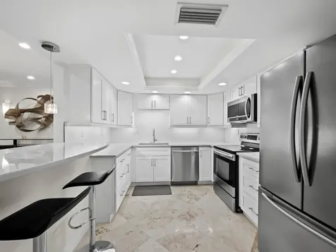 2055 Gulf Of Mexico Drive Longboat Key FL 34228