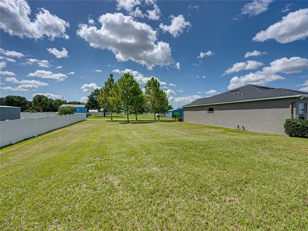1918 Berry Road Plant City FL 33567