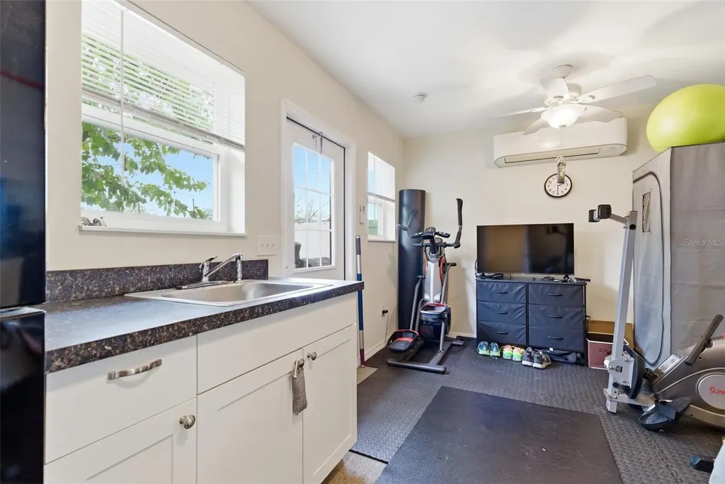 3311 Leila Avenue W Tampa FL 33611